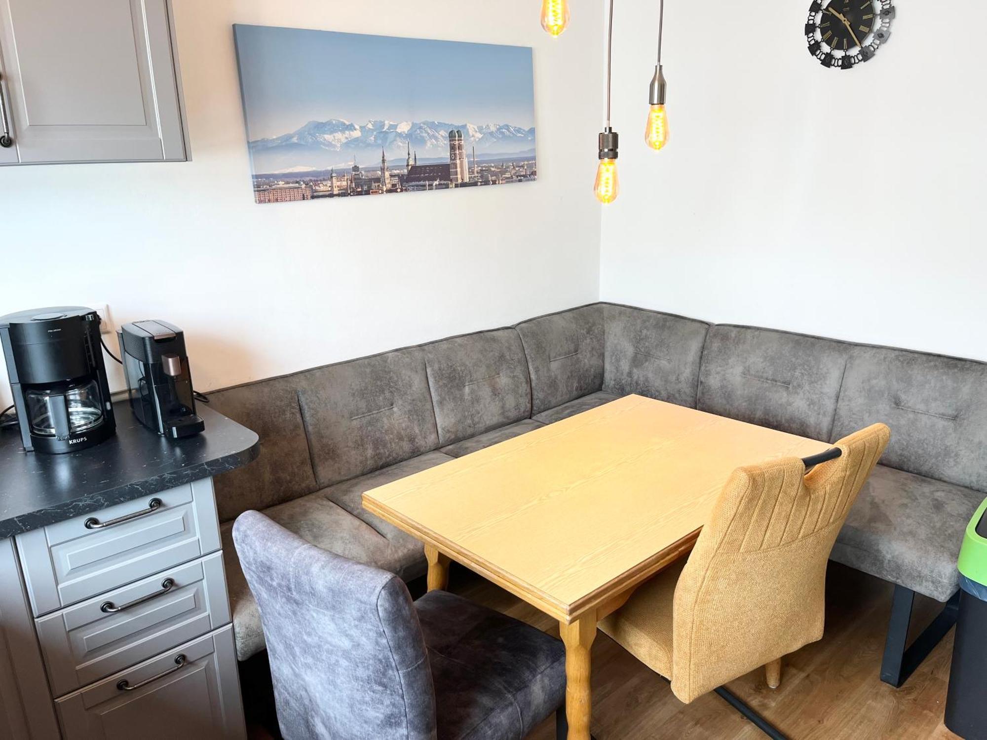 Gemuetliche Privatzimmer Mit Geteiltem Bad, Kueche Und Garten München Ngoại thất bức ảnh